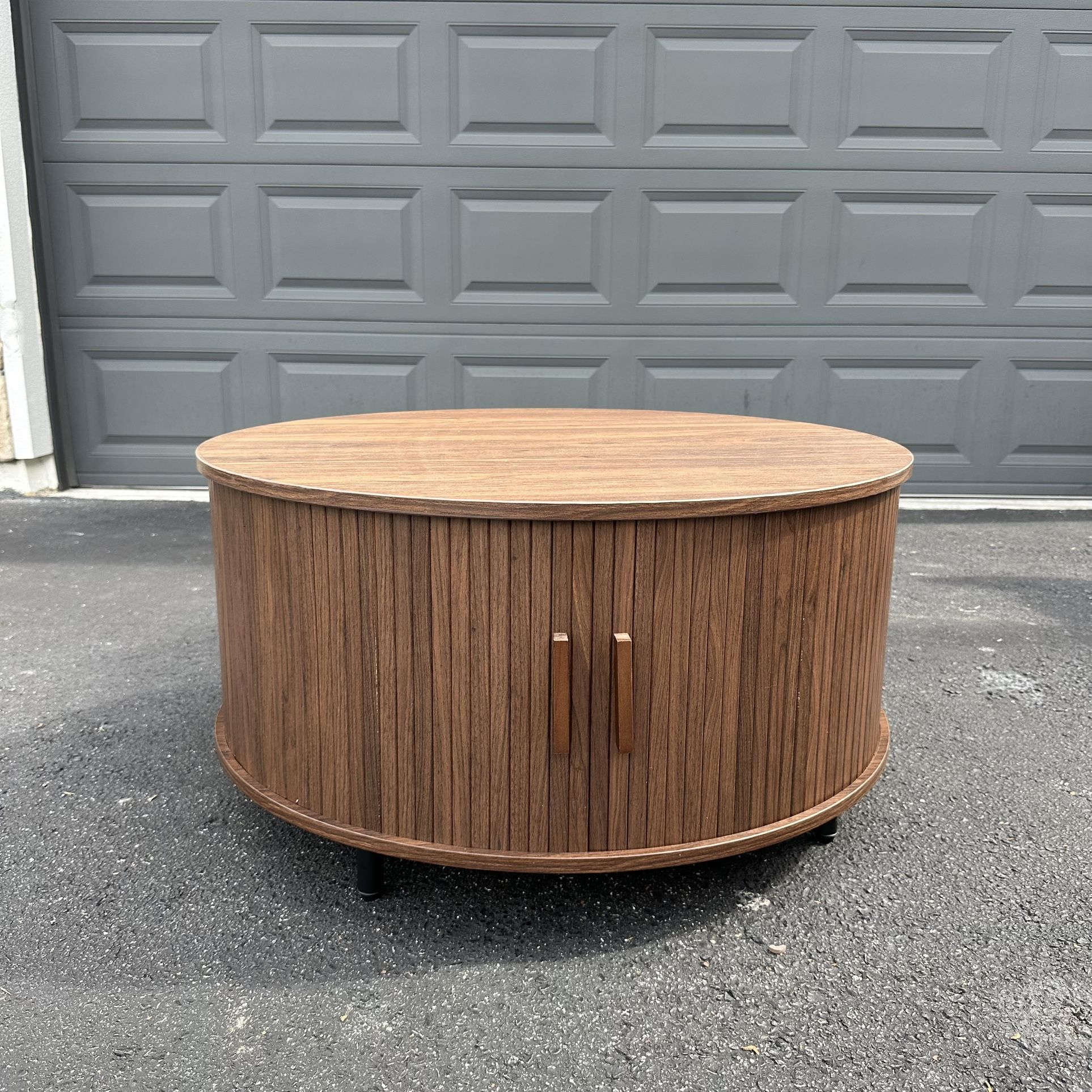 Available - Brand New Walnut Wooden Sliding Coffee Table – Hidden Storage, Modern Design
