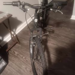 Shimano Hyper Suspension 6061 Series Men's Used Mountain Bike  