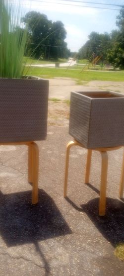 New fiber clay box garden planter's small stand metal heavy duty