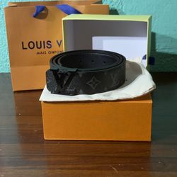 Louis Vuitton Initiales 40mm Matte Black Belt - Size 40