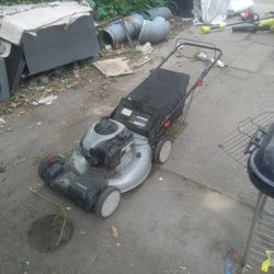 MURRAY LAWN MOWER 21INCH