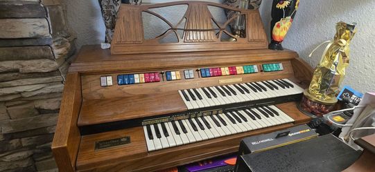 Electirc piano organ vintage