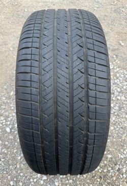 Bridgestone Runflat 255/45/19 (1) Tire