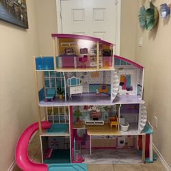 KidKraft 3-Story Wooden Dollhouse with Slide & Furniture – Excellent Condition