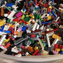 LEGOS - Tons Of Them!