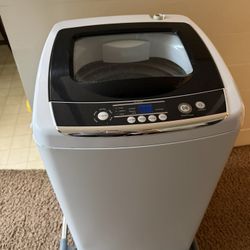 BLACK+DECKER 0.9 Cu. Ft. Portable Washer, 6.6 lb. 