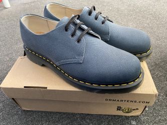 Dr. Martens Brand new