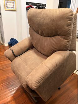 Lazyboy power lift recliner