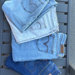 Levi’s x4 Skinny Jeans women’s