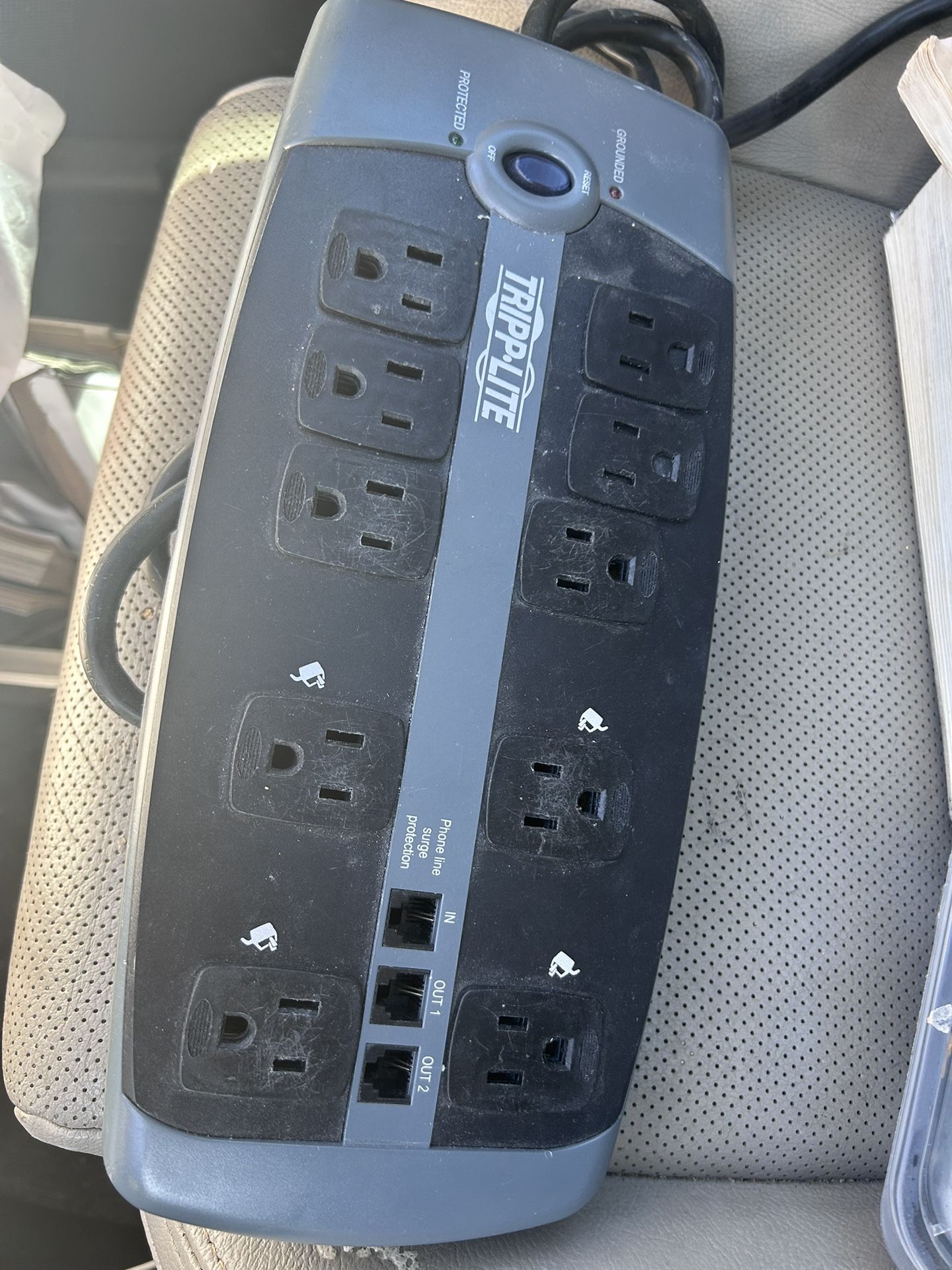Surge protector / extension cord
