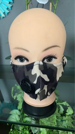 Face mask with filter