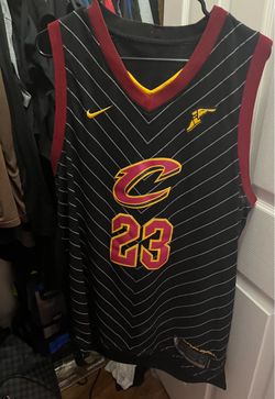 LeBron James Jersey Cavs size XL
