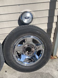 244/65R17 Tires with rims