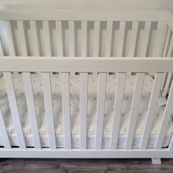 Crib w/ Mattress