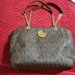 BRAND NEW MICHAEL KORS PURSE