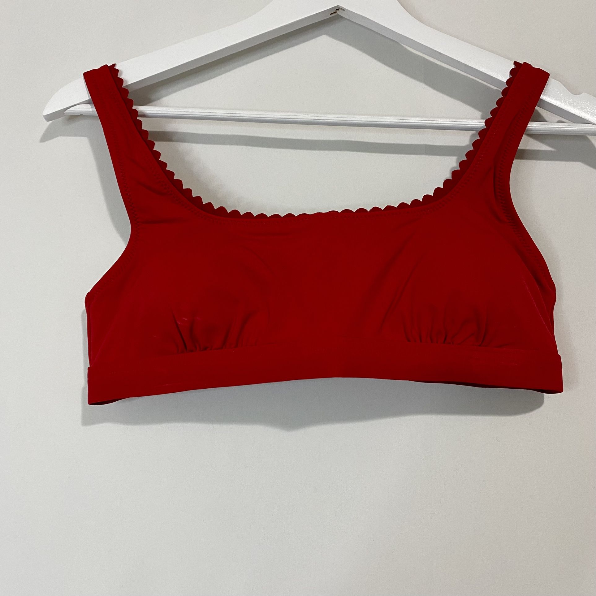 Lands’ End Women’s Square Neck Scalloped Detail Bikini Top Red Size 6 NWOT FLAW