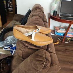 Womens Flats