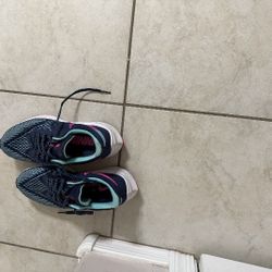 Womens Nike 9.5 Shoe