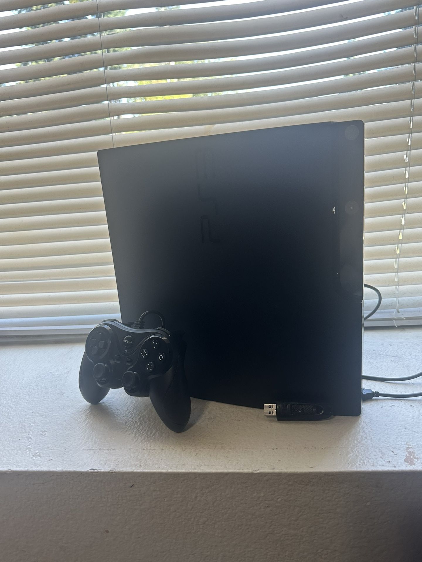 Modded PS3 Slim 240GB SSD + HEN + GTA V + MW2 + Extras