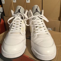 Air Jordan Retro 5 ‘Metallic White’ size - 9.5M USED w/ No Box