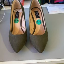Jones Shoes