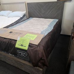 solid Wood storage platform queen bed