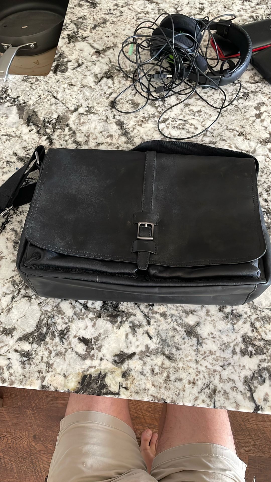 Fossil Black Leather Messenger Briefcase Crossbody Laptop Bag 15" X 10"