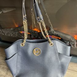 Michael Kors Shoulder Bag With Gold Chain Straps 
