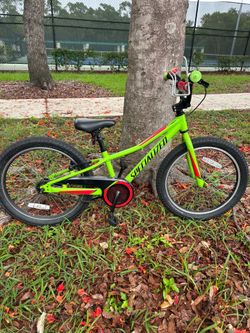 Specialized Riprock 20 Kids Mountain Bike Bicycle
