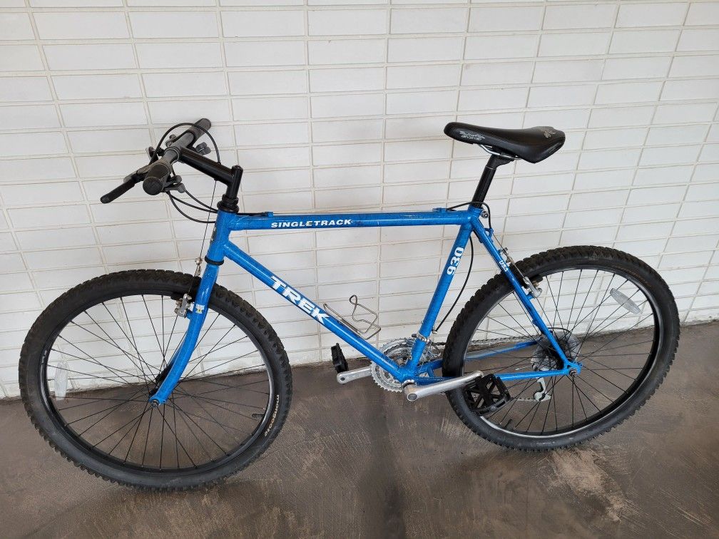 Trek 930 Singletrack