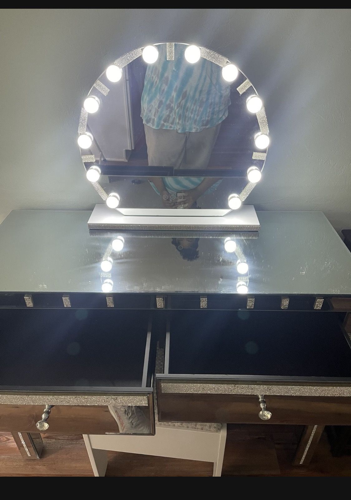 Bundle Vanity Set!