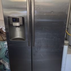 Samsung stainless steel fridge/freezer