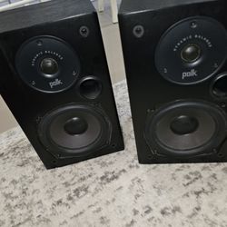 Polk T15 Bookshelf Speaker