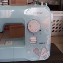 Brand New Brother Sewing Machine!!