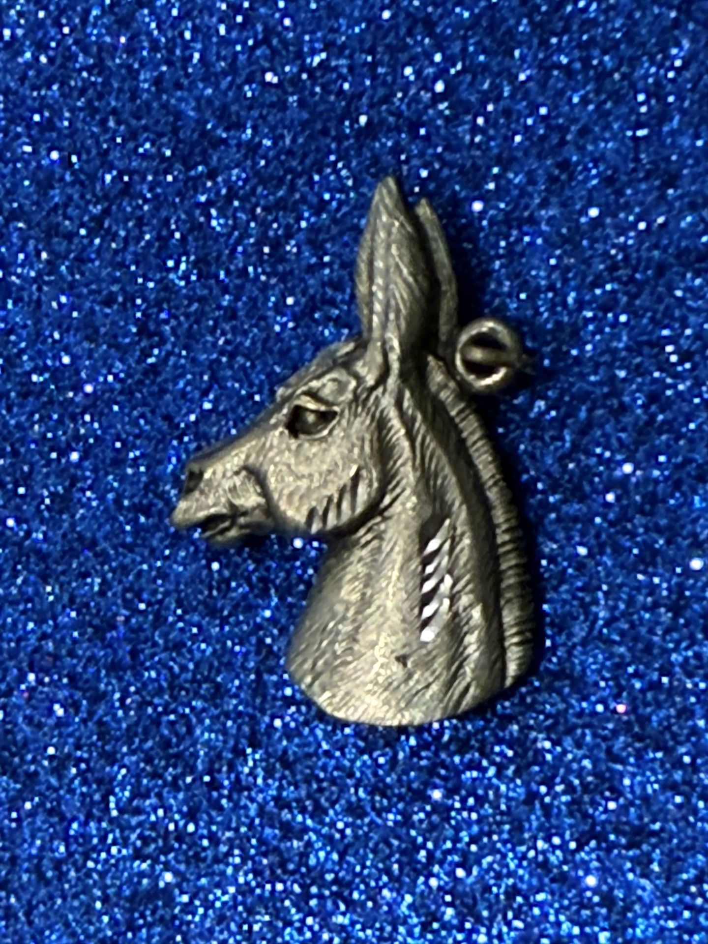 Mule Pendant New