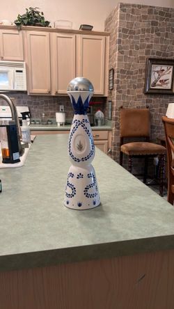 Clase Azul Reposado Tequila White And Blue Empty Bottle 750ml Rinsed