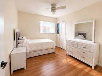 Bedroom set Everything must go