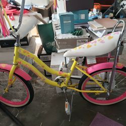 Girls Bike In Great Condition 