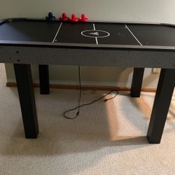 Air Hockey Table