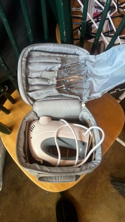 Oyster blender w case