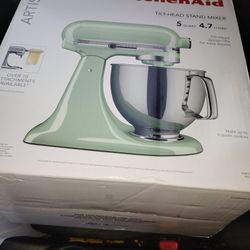 KitchenAid 5Qt Mixer 