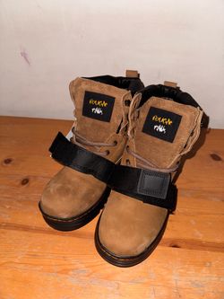 Roofing cougar paws boots size 8