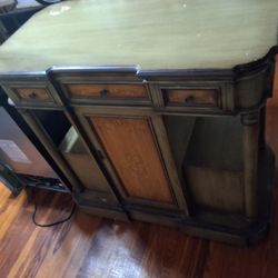 Vintage Tuscan Wine Cabinet/CoffeeBar/Buffet Console 