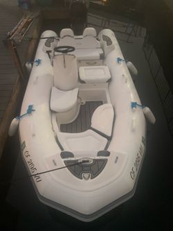 Zodiac Dinghy YachtLight