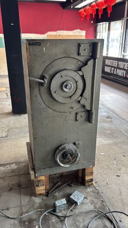 Vintage McGunn Safe Company 2-Door Safe