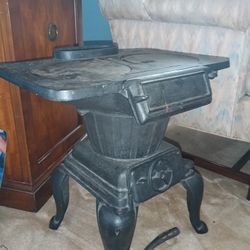 Little Joe's Antique Oven 