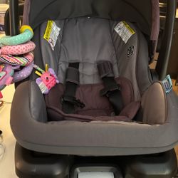 Graco Infant Car Seat