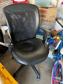 Black Mesh Back Office Chair