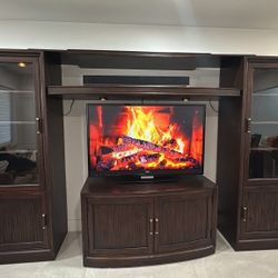 🔥 MUST GO! Expandable Luxury Wood Entertainment Center – Tons of Storage – LIKE NEW 🔥