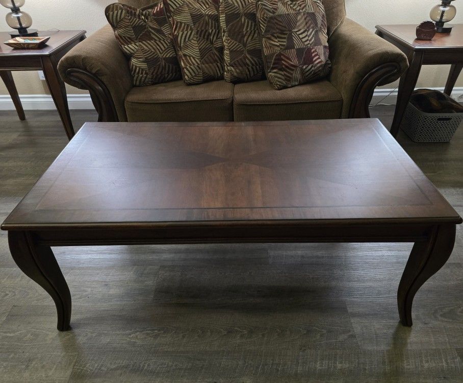 Brown Living Room Loveseat Coffee Table Throw Pillows